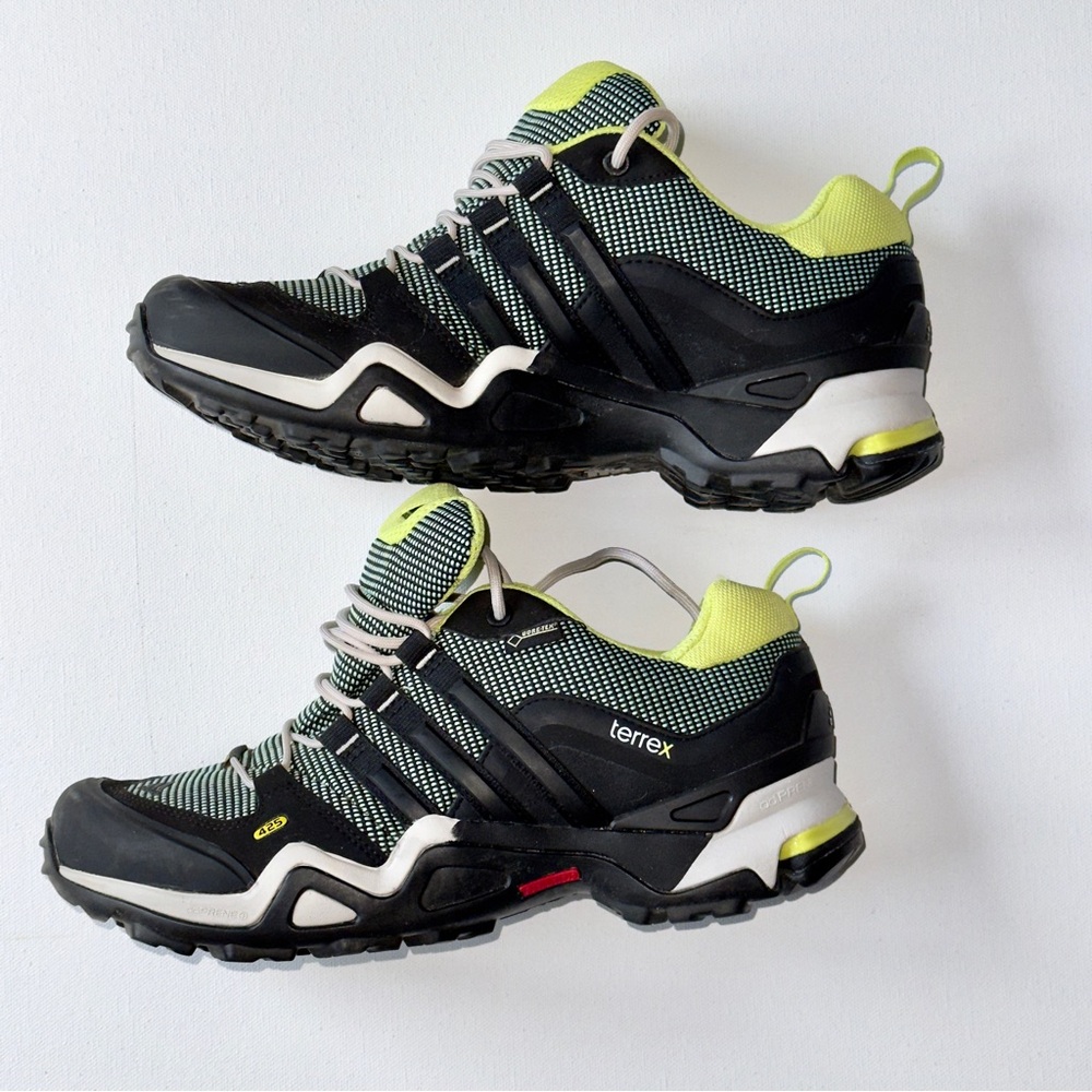 Adidas Terrex GTX Hiking Shoes  Women’s 8 - Picture 3 of 9